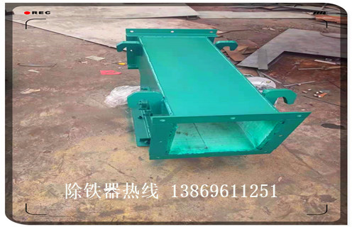 管道式除鐵器，云南管道式除鐵器廠(chǎng)家_遠(yuǎn)力云南管道式除鐵器廠(chǎng)家應(yīng)用安裝示意圖型12000高斯_可定制工作原理