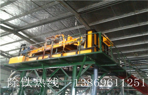 永磁帶式除鐵器，四川永磁帶式除鐵器工作原理_如何卸鐵國家標(biāo)準(zhǔn)安裝工作視頻_四川永磁帶式除鐵器工作原理 