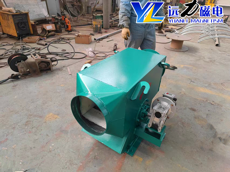 耐高溫強(qiáng)磁水泥管道永磁除鐵器選購指南認(rèn)準(zhǔn)遠(yuǎn)力磁電源頭生產(chǎn)廠家